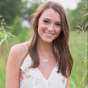 Meet your Posher, Carly